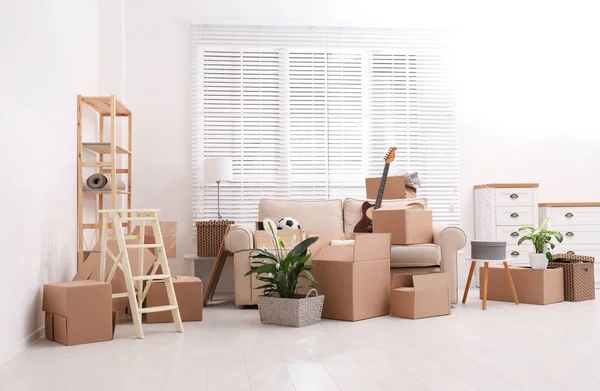 Cardboard Boxes Household Stuff Living Room Moving Day — 스톡 사진