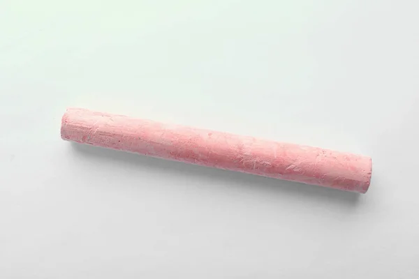 Кусок Розового Мел Изолирован Белом Вид Сверху — стоковое фото