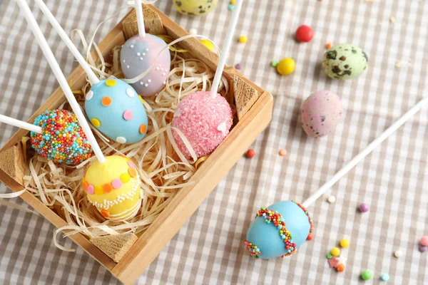 Köstliche Süße Cake Pops Holzkisten Auf Dem Tisch Osterferien — Stockfoto