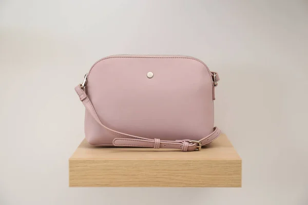 Elegante Bolso Mujer Estante Boutique —  Fotos de Stock