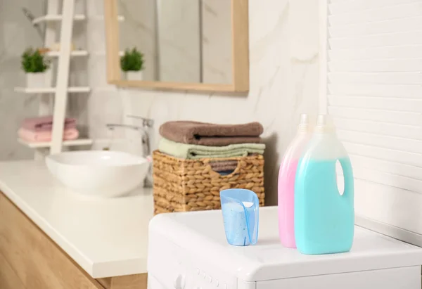 Diferentes Detergentes Lavadora Baño Día Lavandería — Foto de Stock