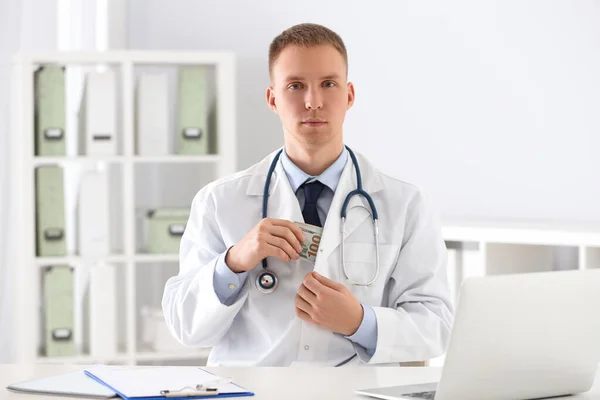 Médico Pôs Suborno Bolso Clínica Medicamento Corrompido — Fotografia de Stock