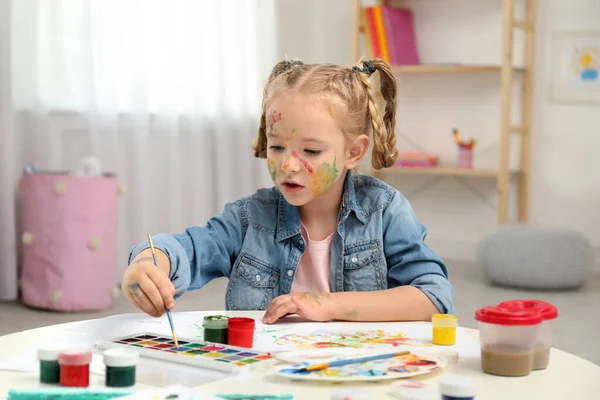 Cute Little Child Painting Table Room — Stock Photo, Image