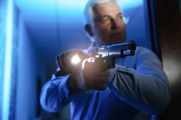 Professional Security Guard Gun Checking Dark Room Focus Hand — Stock Photo, Image