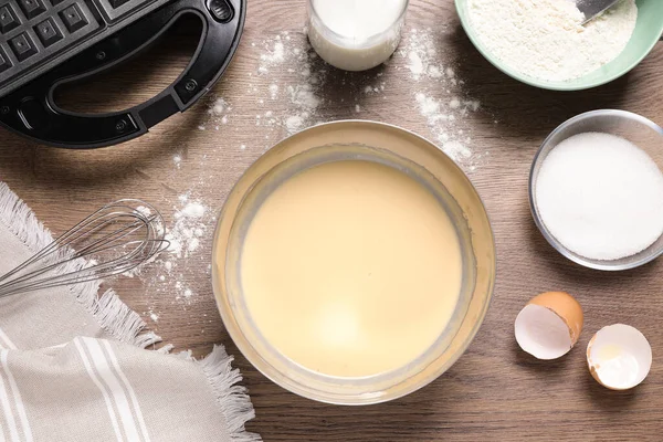 Composición Plana Con Ingredientes Para Cocinar Gofres Belgas Sobre Mesa — Foto de Stock