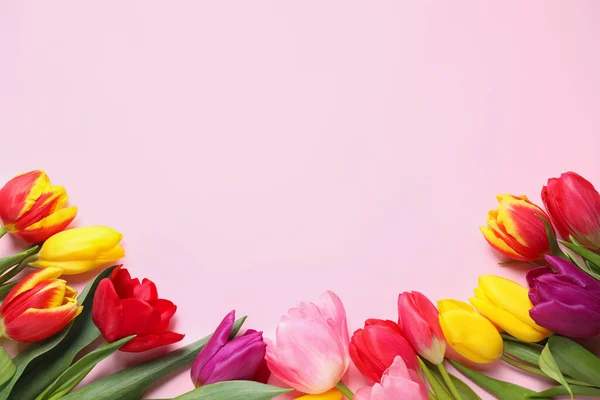 Prachtige Lente Tulpen Roze Achtergrond Plat Gelegd Ruimte Voor Tekst — Stockfoto