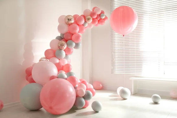 Chambre Décorée Avec Des Ballons Colorés Pour Fête — Photo