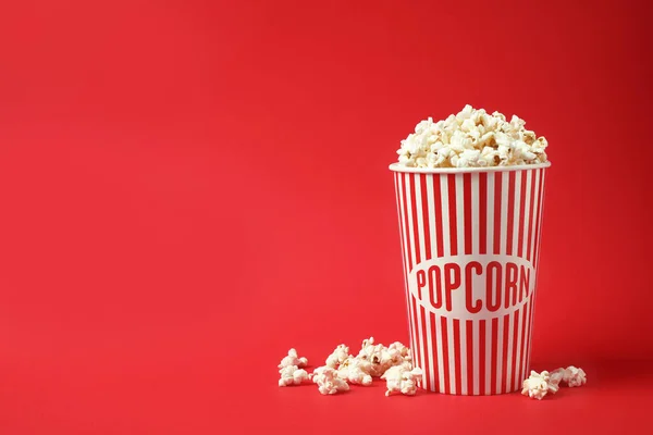 Delicious Popcorn Red Background Space Text — Stock Photo, Image