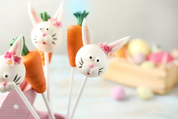 Köstliche Süße Cake Pops Auf Hellem Hintergrund Nahaufnahme Osterferien — Stockfoto