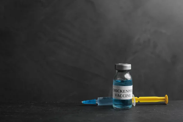 Vaccino Contro Varicella Siringa Sfondo Grigio Spazio Testo Prevenzione Del — Foto Stock