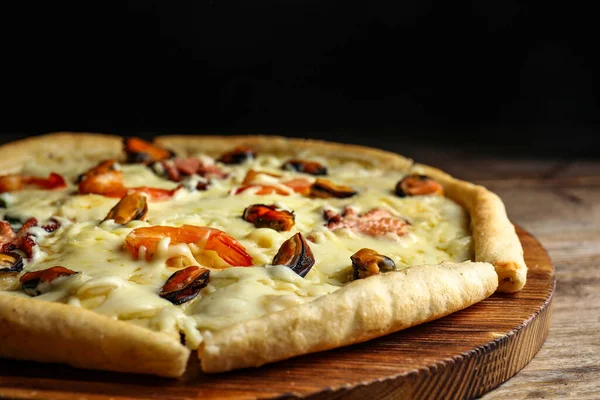 Delicious Seafood Pizza Wooden Table Closeup — Stock Photo, Image