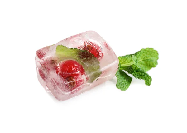 Cubes Glace Cassis Menthe Sur Fond Blanc — Photo