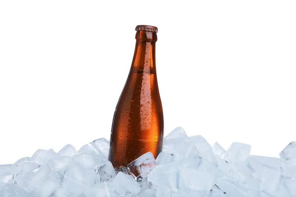 Cubos Hielo Botella Sobre Fondo Blanco —  Fotos de Stock