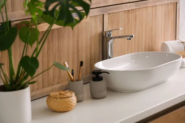 Stylish Vessel Sink Wooden Wall Modern Bathroom — Stock Photo, Image