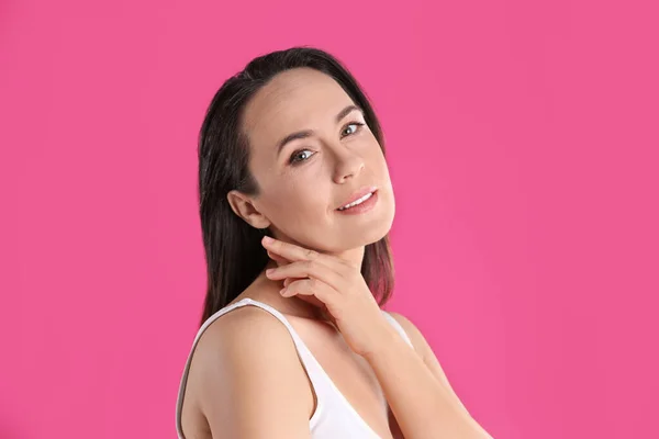 Portrait Beautiful Matre Woman Pink Background — Stok Foto