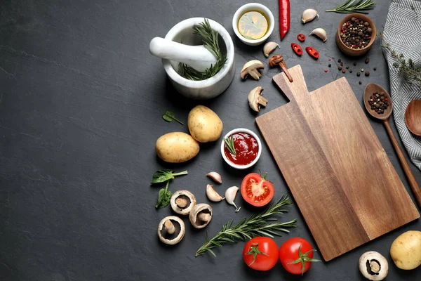 Platte Lay Compositie Met Verse Producten Zwarte Tafel Ruimte Voor — Stockfoto