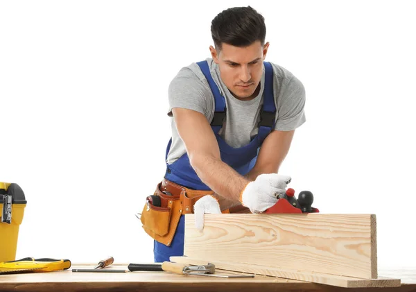 Knappe Timmerman Werkend Met Hout Aan Houten Tafel Witte Achtergrond — Stockfoto