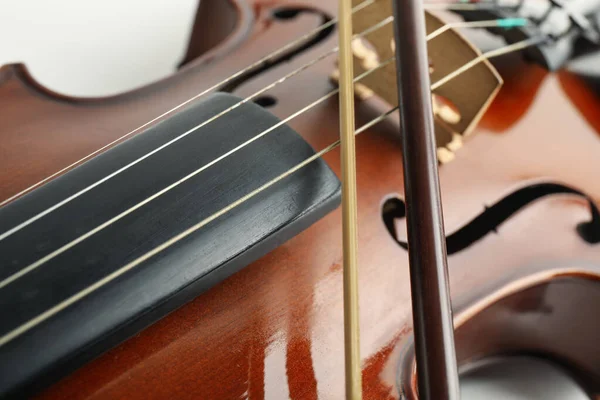 Bellissimo Violino Classico Fiocco Vista Vicino Strumento Musicale — Foto Stock