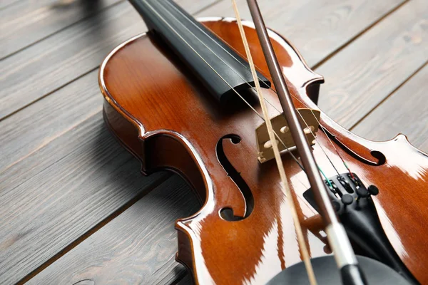 Violino Classico Fiocco Fondo Legno Primo Piano — Foto Stock