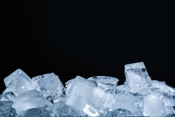 Kostky Ledu Černém Pozadí Detailní Pohled — Stock fotografie