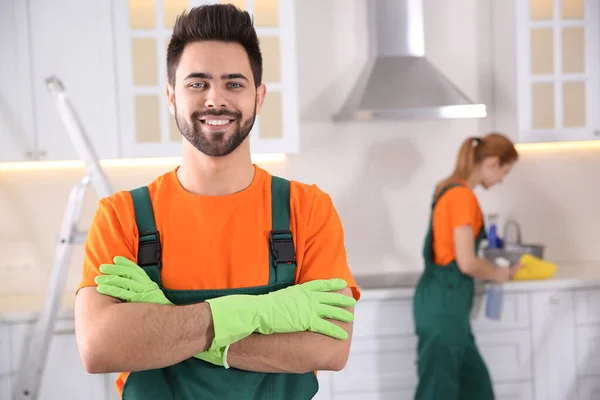 Professional Janitor Uniform Indoors Cleaning Service — Stock Photo, Image