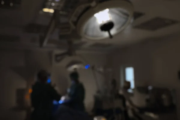 手術中の手術室のぼやけた視界 — ストック写真