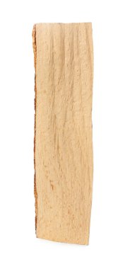 Beyaz arka planda yakacak odun kes. Kışın ısınma