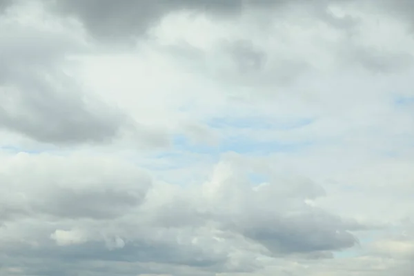 Bela Vista Céu Com Grandes Nuvens — Fotografia de Stock