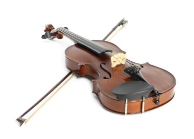 Güzel klasik keman ve beyaz arka planda fiyonk. Müzik aleti