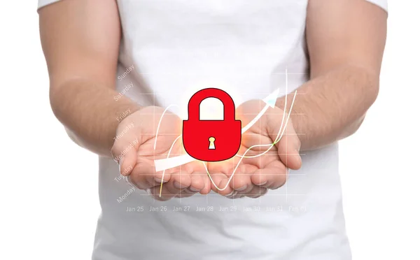 Bescherming Tegen Cybercriminaliteit Man Demonstreert Digitaal Slotsymbool Close — Stockfoto