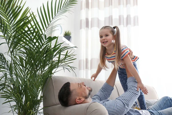 Dad Daughter Having Fun Home Happy Father Day — Stock Photo, Image
