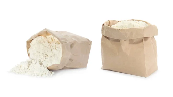白地に有機小麦粉をセット — ストック写真