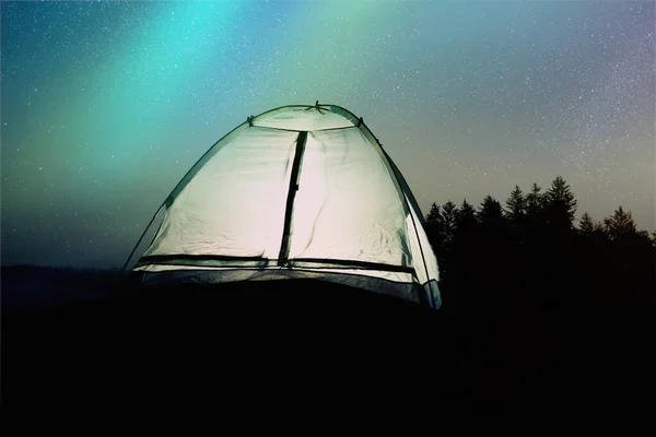 Modern Camping Tent Glowing Twilight Outdoors — Stock Photo, Image