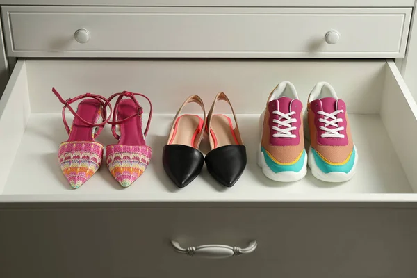 Different Women Shoes Open Drawer Footwear Storage — Stock Photo, Image