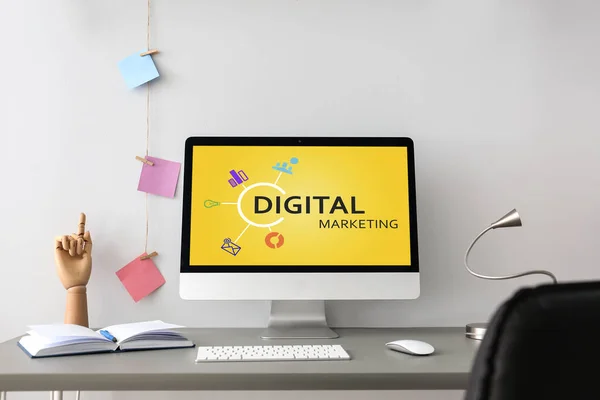 Digitaal Marketingconcept Werkplaats Met Moderne Computer — Stockfoto