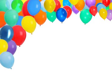 Beyaz arkaplanda farklı renk balonları kümesi