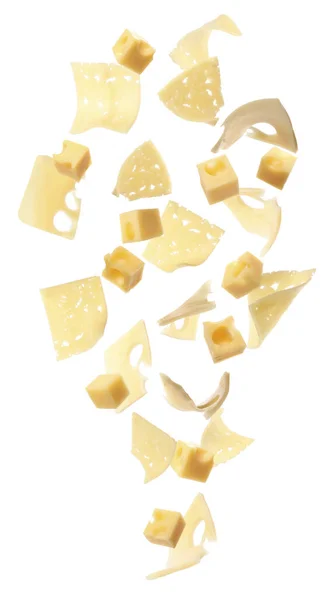 Beyaz Arkaplana Düşen Peynir Parçalarıyla Kolaj — Stok fotoğraf