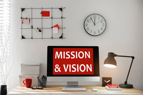 Modern Computer Phrase Mission Vision Indoors — Stock Photo, Image