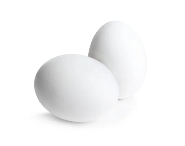 Taze Çiğ Tavuk Yumurtaları Beyaz Üzerine Izole Edilmiş — Stok fotoğraf