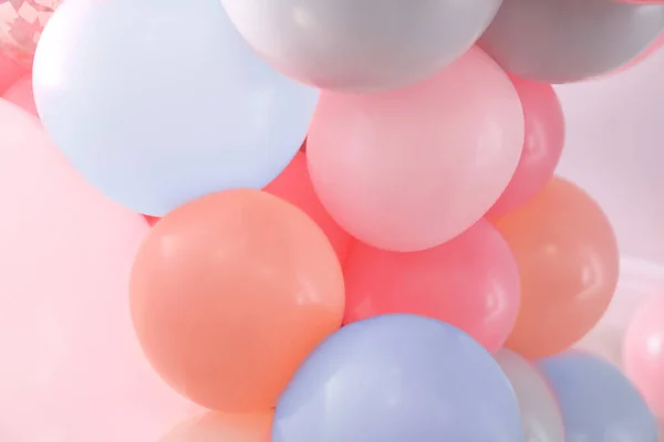 Beaux Ballons Colorés Sur Fond Clair Gros Plan Décor Fête — Photo