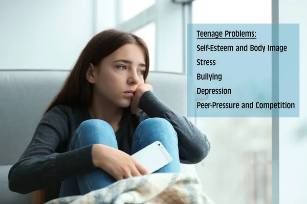 Sad Girl Sitting Smartphone Suffering Teenage Problems — Stock Photo, Image