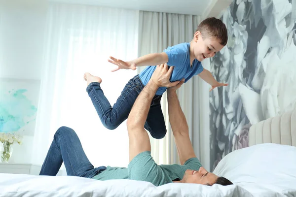 Dad Son Having Fun Together Home Happy Father Day — Stock Photo, Image