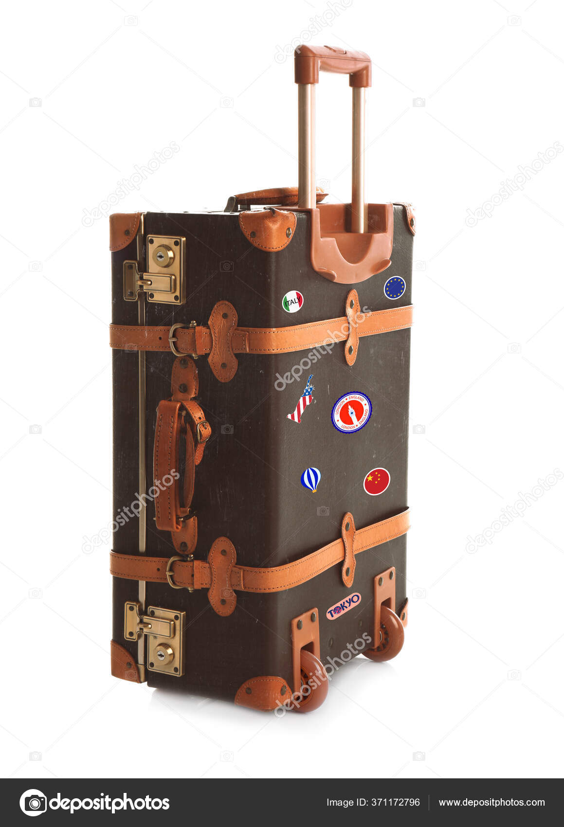 Una maleta vintage de viaje retro con pegatinas