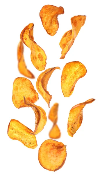 Set Fallender Süßkartoffelchips Auf Weißem Hintergrund — Stockfoto