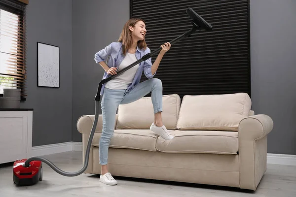 Young Woman Having Fun While Vacuuming Home — Stock Photo, Image