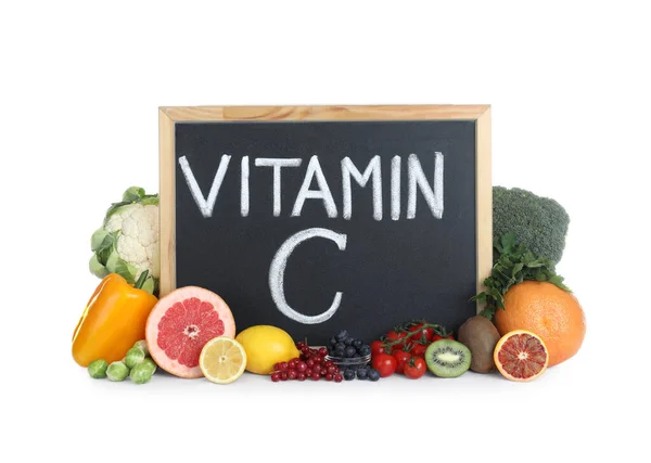 Tablica Frazą Vitamin Świeżymi Produktami Białym Tle — Zdjęcie stockowe