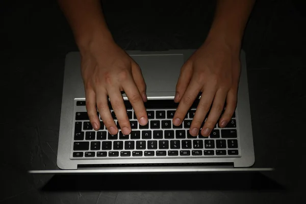 Hacker Working Laptop Darkness Top View Cyber Crime — Stock Photo, Image