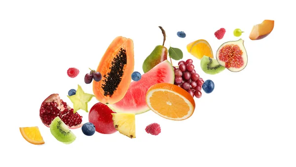 Conjunto Diferentes Frutas Frescas Corte Bagas Fundo Branco — Fotografia de Stock