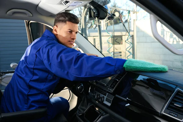 Car Wash Worker Cleaning Modern Automobile Interior — 스톡 사진