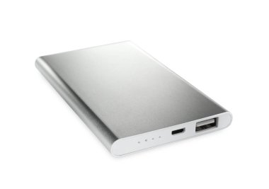 Modern harici taşınabilir şarj cihazı beyaza izole edildi